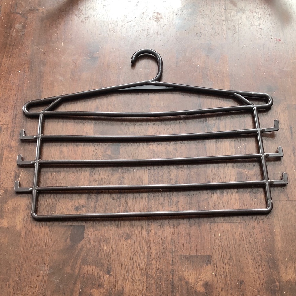 🥤 Multi-Tier Pants and Scarf Hanger
